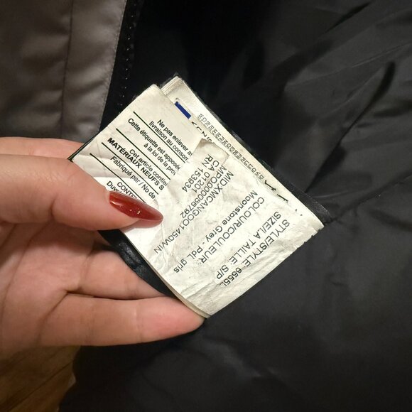 Canada Goose Parka - Picture 9 of 16